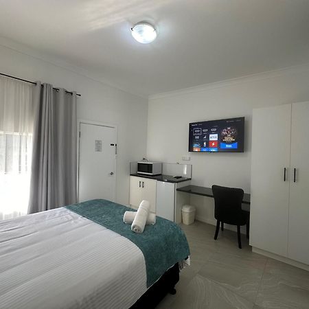 Mia Motel Griffith Exteriör bild